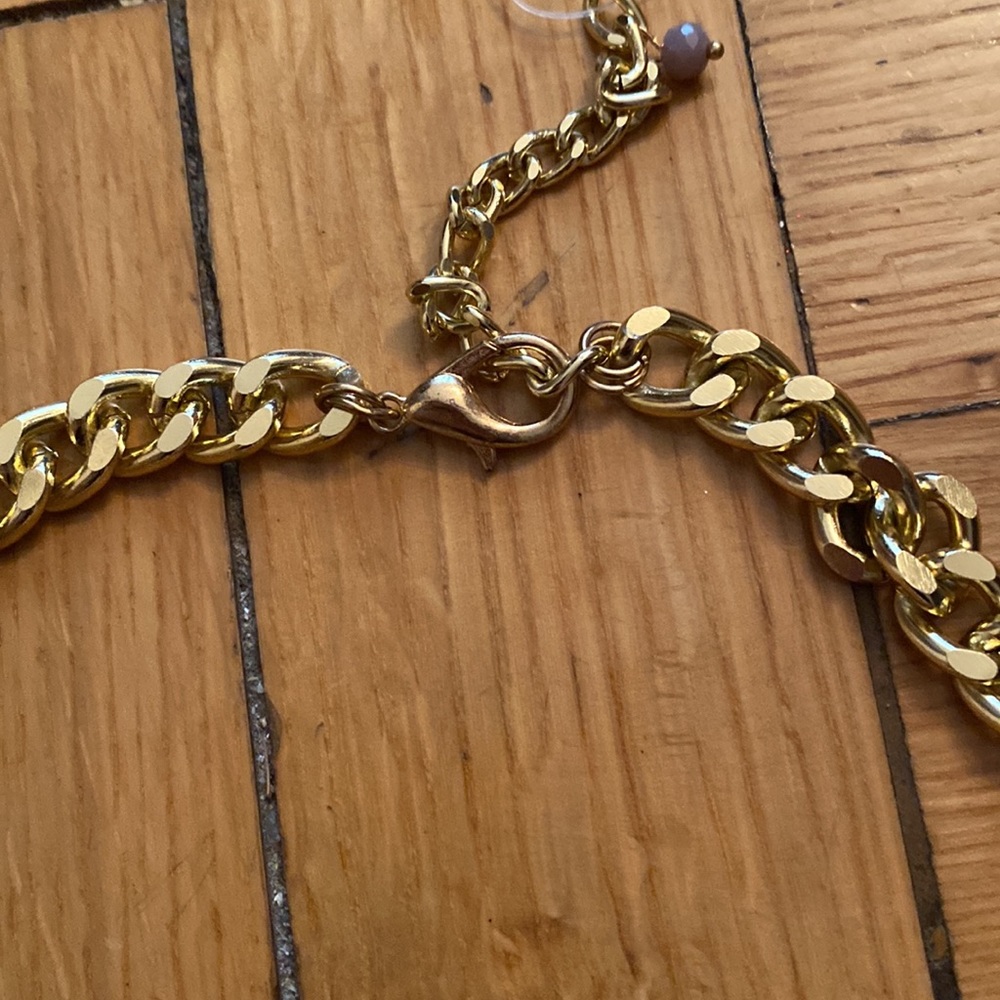 Gorgeous Shell Statement Necklace! - image 2